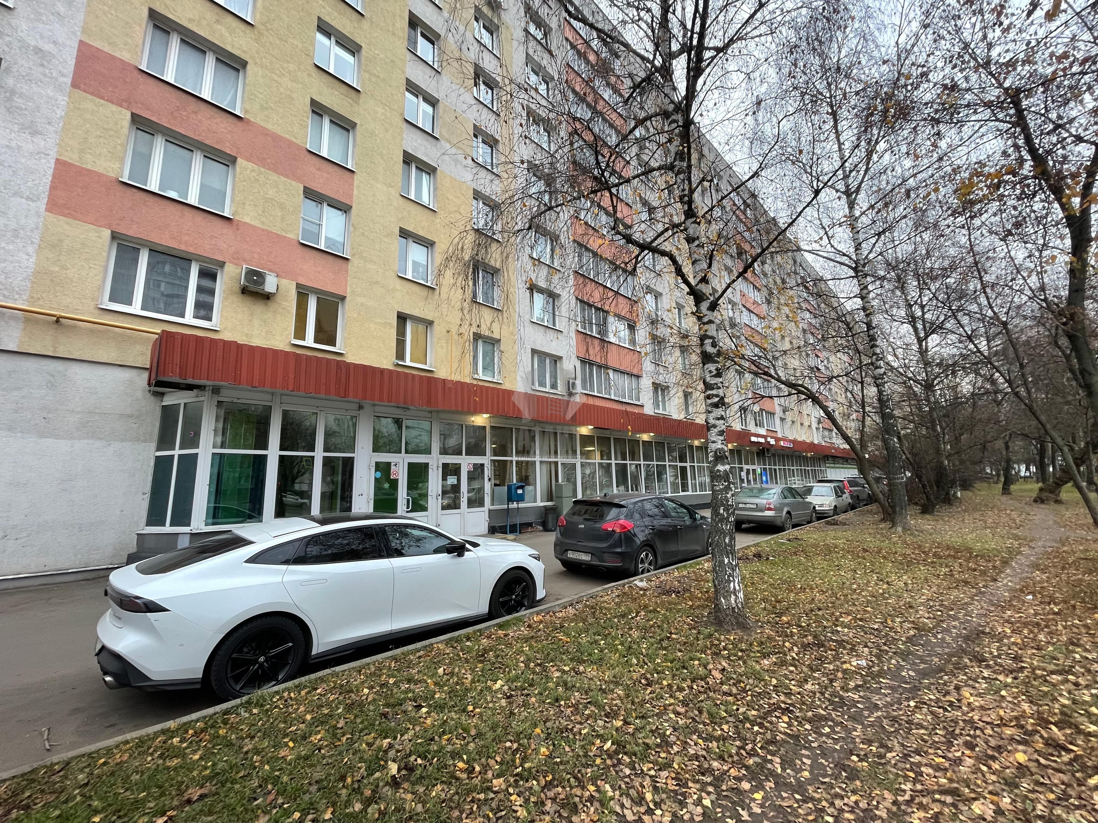 Торговая площадь Героев панфиловцев 12к1