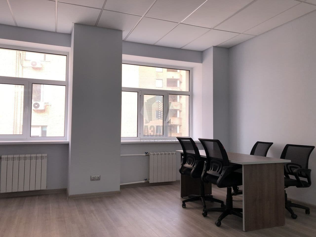 Офис Средний Овчинниковский 12 322м
